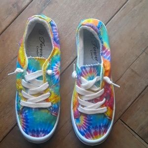 Forever comfort tie dye shoes